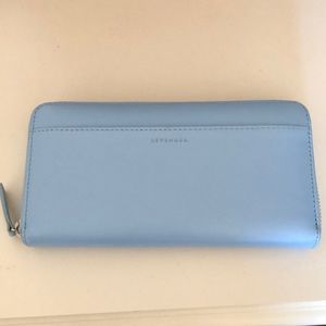 Levenger zip around wallet